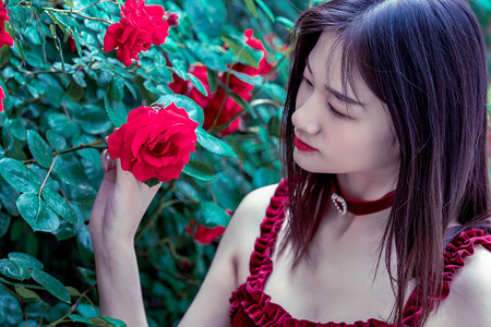 黄仁勋建议年轻人：必须尽快学会正确使用AI